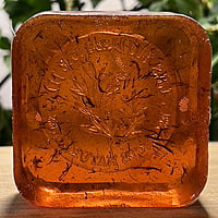 Savon aux huiles essentielles "Bois Précieux" Savon aux huiles essentielles "Bois Précieux"